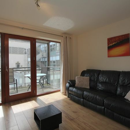 Point Village Modern Apartment Дъблин Екстериор снимка